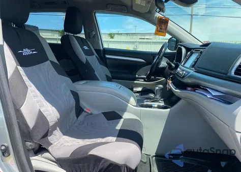 2018 Toyota Highlander Le from USA, damaged, VIN 5TDBZRFH4JS499433